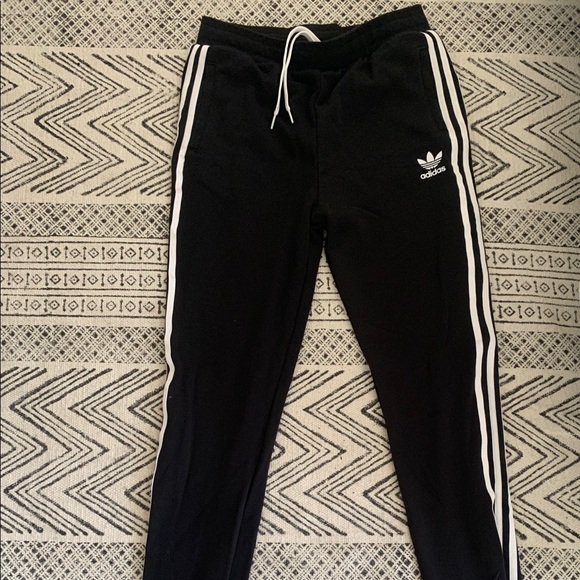 Adidas pants - Picture 1 of 3